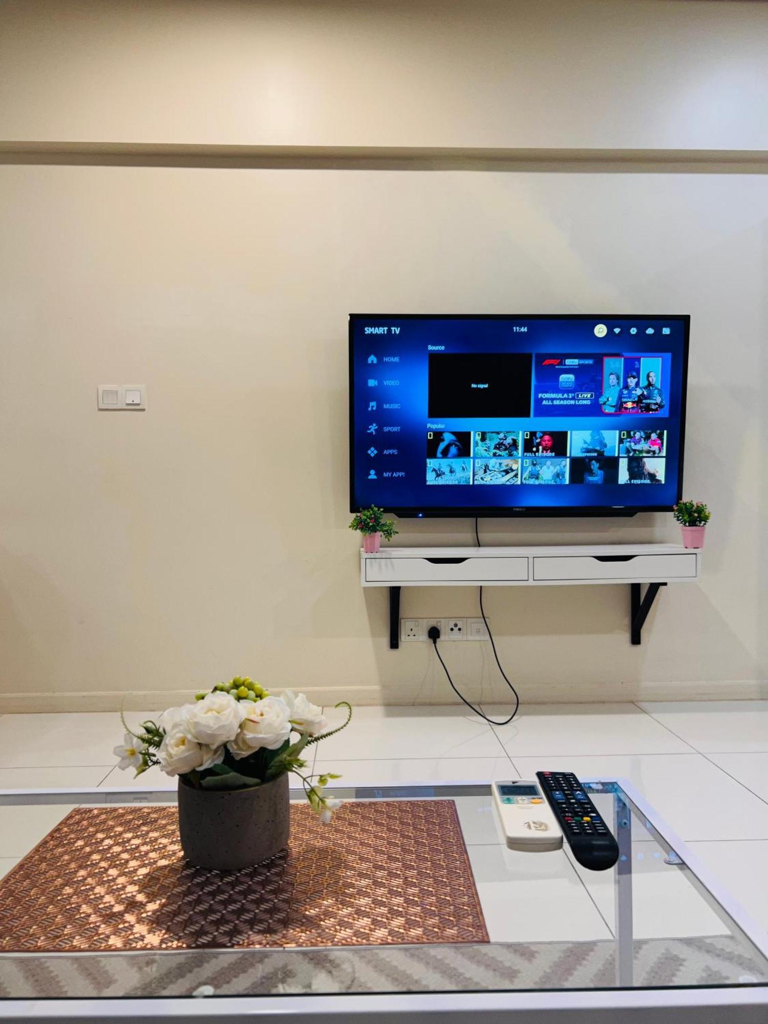 קואלה לומפור Summer Suites Klcc By Classy מראה חיצוני תמונה