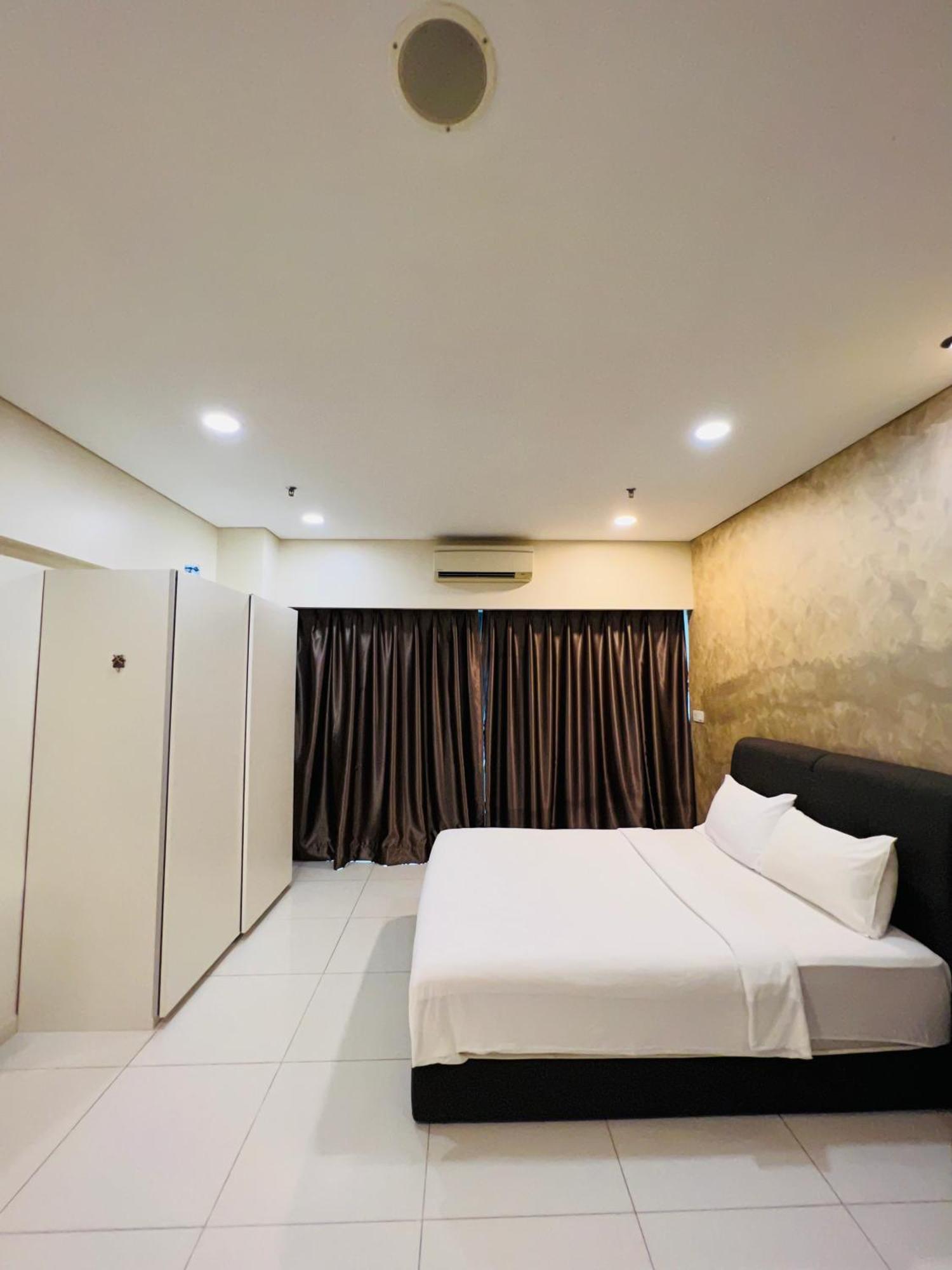 קואלה לומפור Summer Suites Klcc By Classy מראה חיצוני תמונה